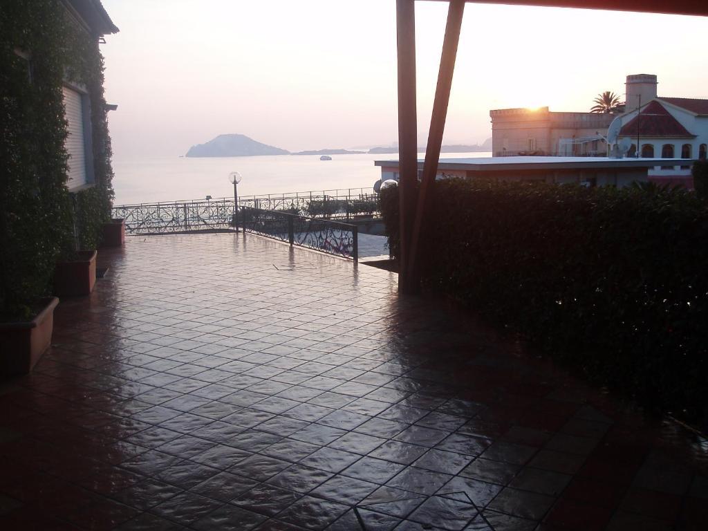 Miramare Residencia Pensión Pozzuoli Exterior foto