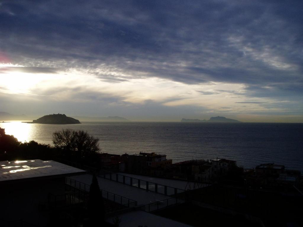 Miramare Residencia Pensión Pozzuoli Exterior foto